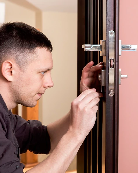 : Professional Locksmith For Commercial And Residential Locksmith Services in Cupertino, CA