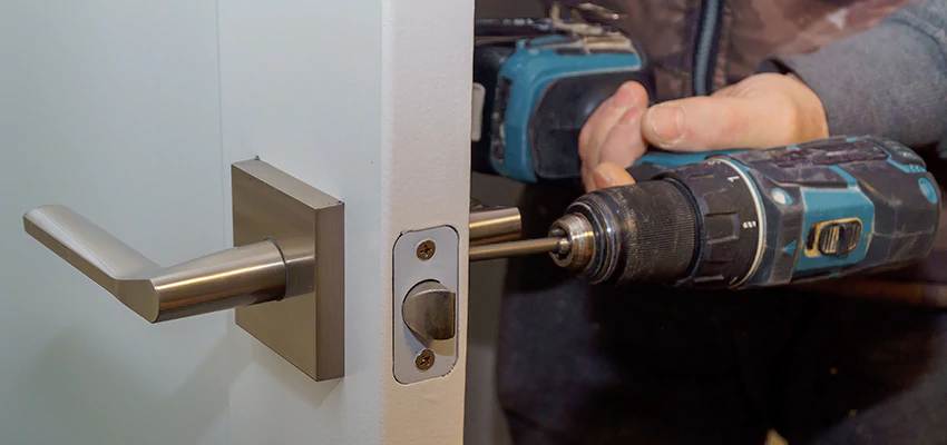 Broken Door Handle Lock Repair in Cupertino, California